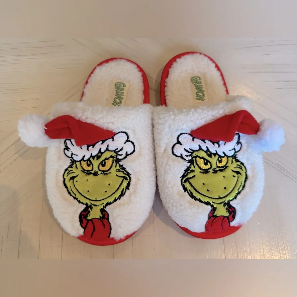 Official Dr. Seuss’ The Grinch Holiday Scuff Slippers – Kids Youth Small 11/12